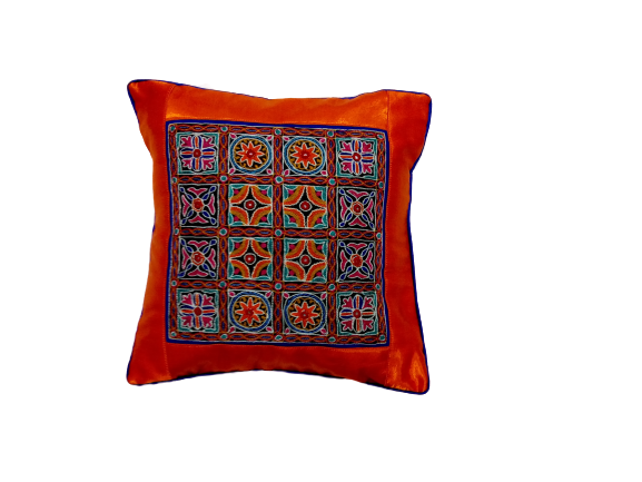 Handcrafted cushion cover 